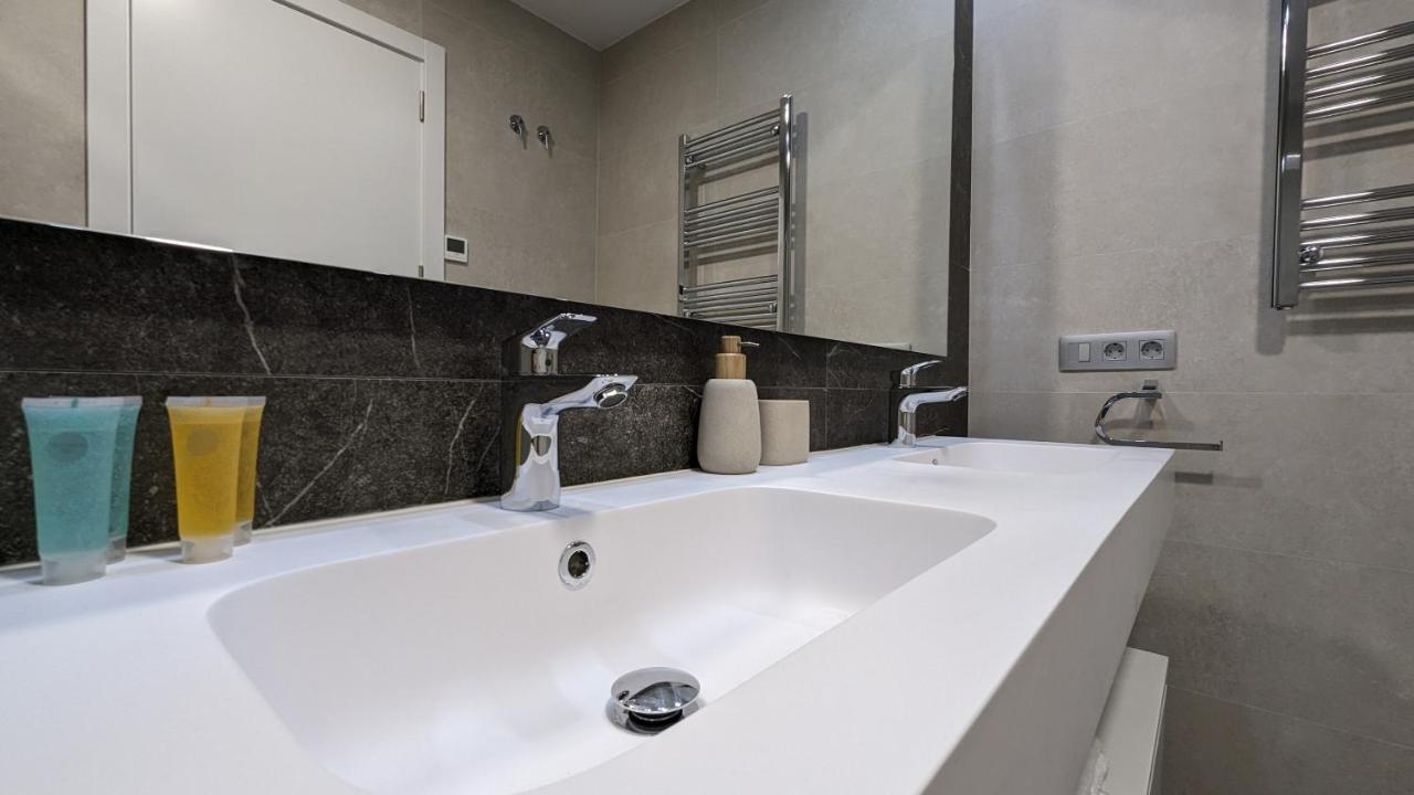 בנידורם Sunset Cliffs Stylish Apartment מראה חיצוני תמונה
